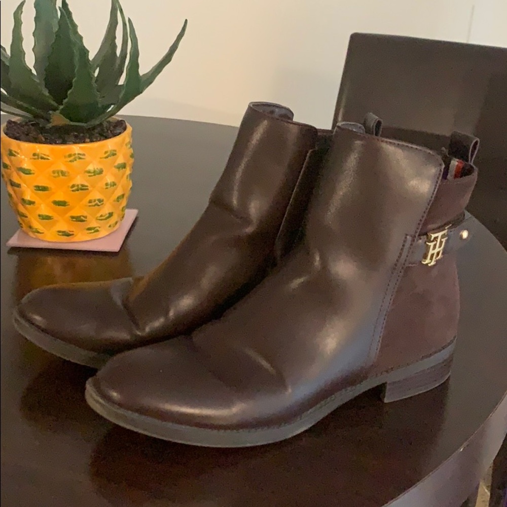 Tommy Hilfiger boots